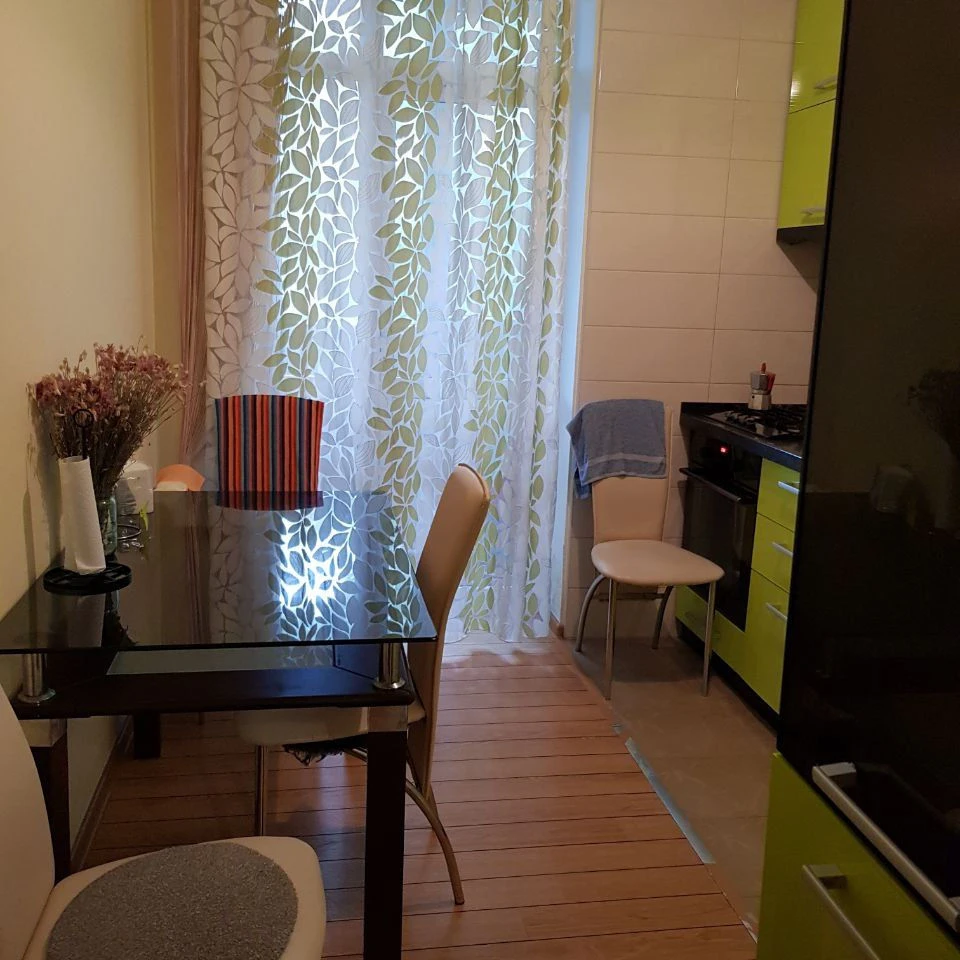 Chișinău, Buiucani, ул. Ион Некулче nr.5 Chirie apartament cu 2 odai