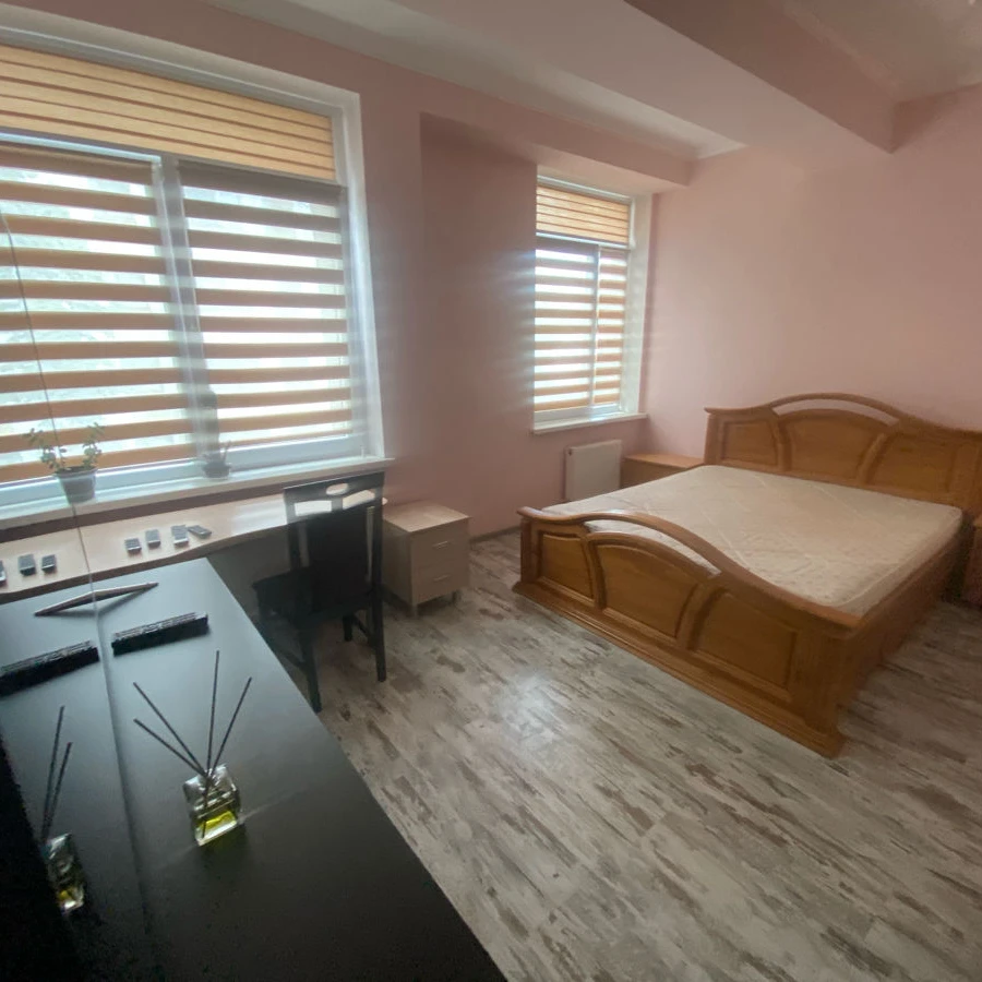 Chișinău, Botanica, Str. Grenoble nr.120/2 Chirie apartament cu 2 odai