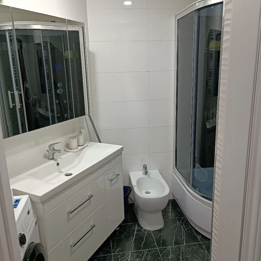 Chișinău, Centru, Str. Nicolae Testemițanu 3/10 Renting a two-room apartment