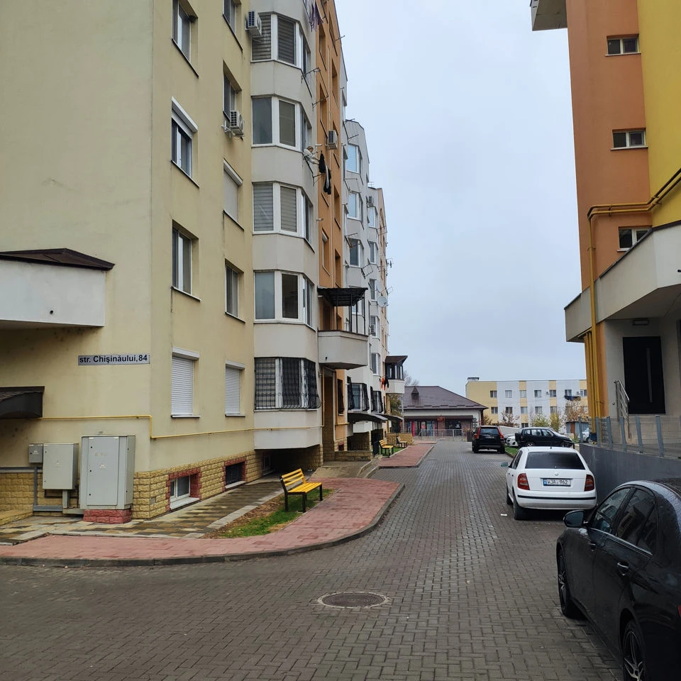 Cricova, Centru, Str. Chişinău 84 Оренда двокімнатної квартири