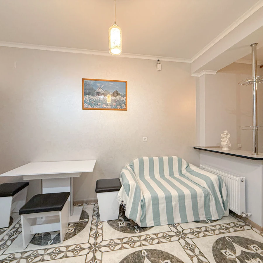 Chișinău, Centru, Str. Armenească 110 object.rent_appartment_with_one_room