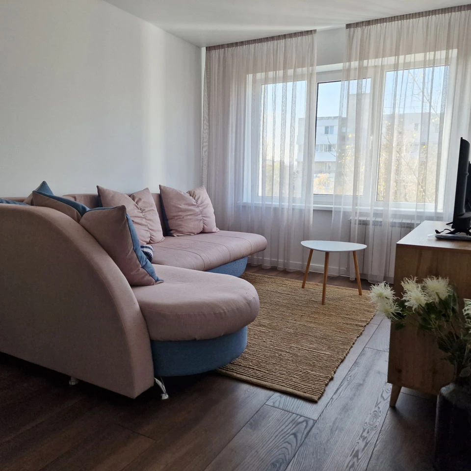 Chișinău, Centru, Str. Grădinilor nr.25 Renting a three-room apartment