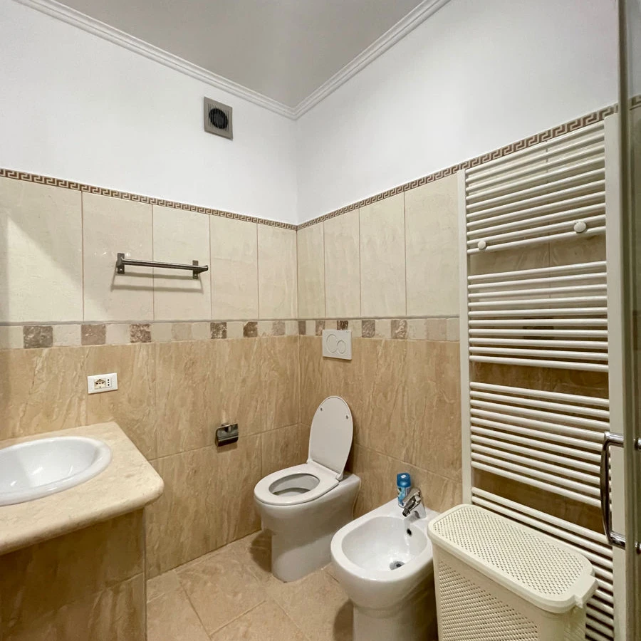Chișinău, Centru, Str. Ciuflea 4 Renting a two-room apartment