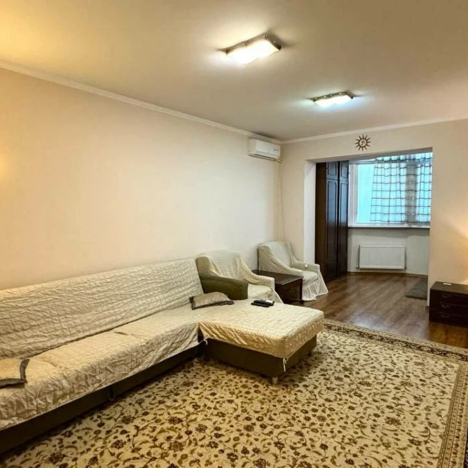 Chișinău, Botanica, Bd. Decebal nr.80 Chirie apartament cu 2 odai