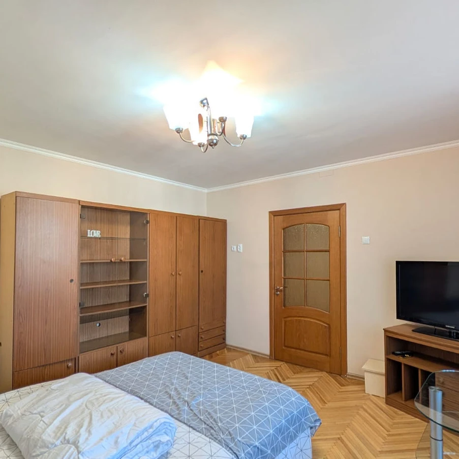 Chișinău, Centru, Str. Ismail 102/4 Оренда двокімнатної квартири