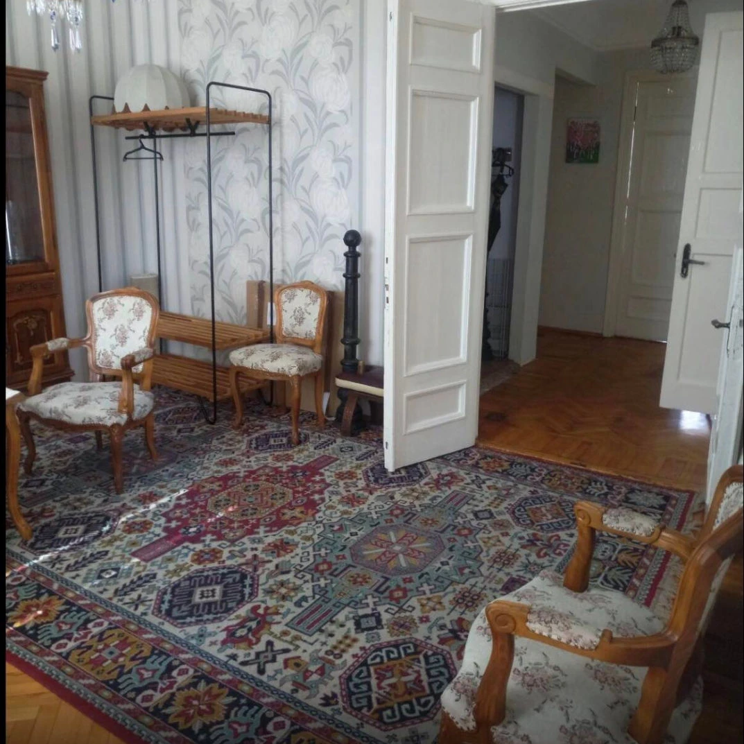 Chișinău, Centru, Stefan cel mare 184 Оренда двокімнатної квартири