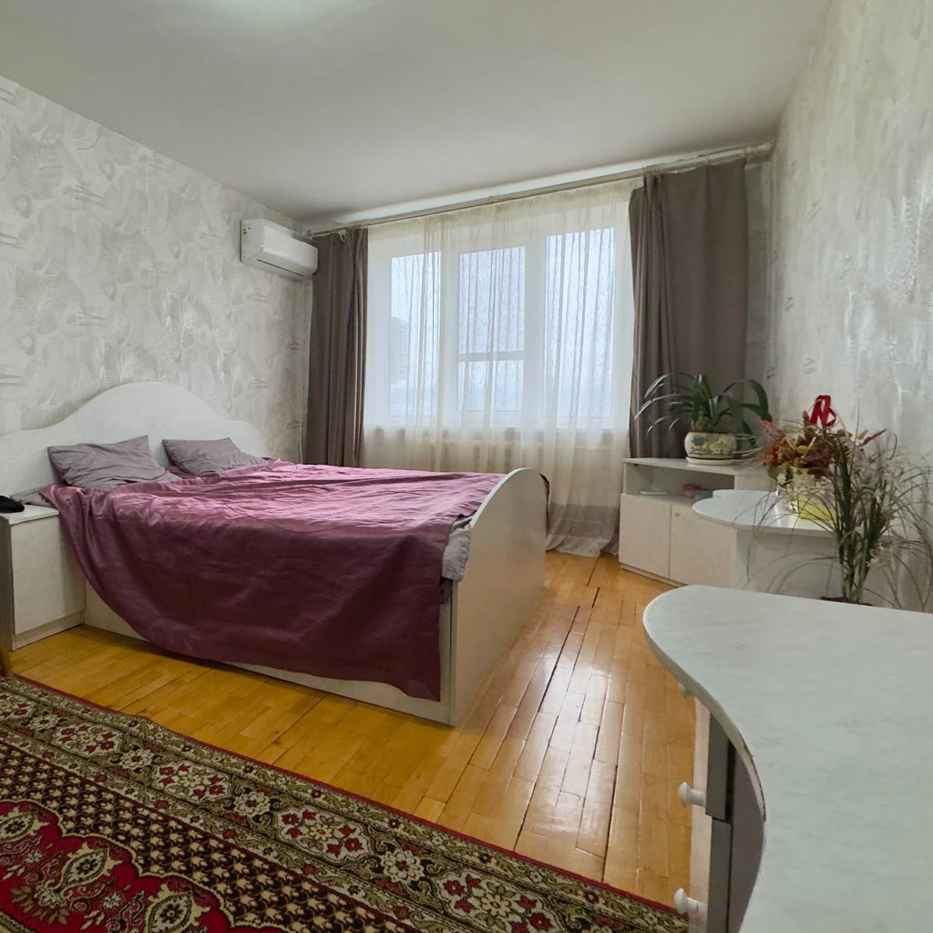 Chișinău, Botanica, ул. Люба Думитриу nr.12 Аренда трехкомнатной квартиры