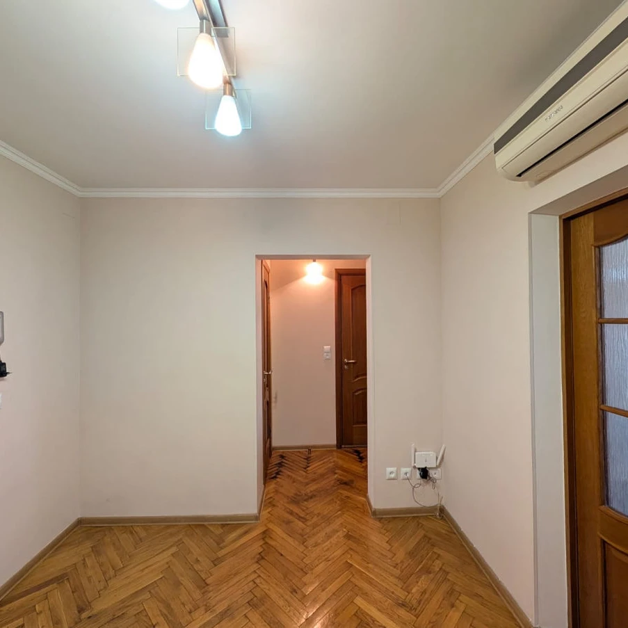 Chișinău, Centru, Str. Ismail 102/4 Оренда двокімнатної квартири